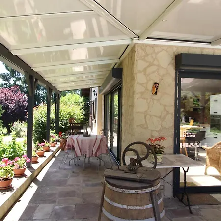 Au Domaine Paisible - De Charme Avec Piscine Au Coeur Des Vosges Hadol