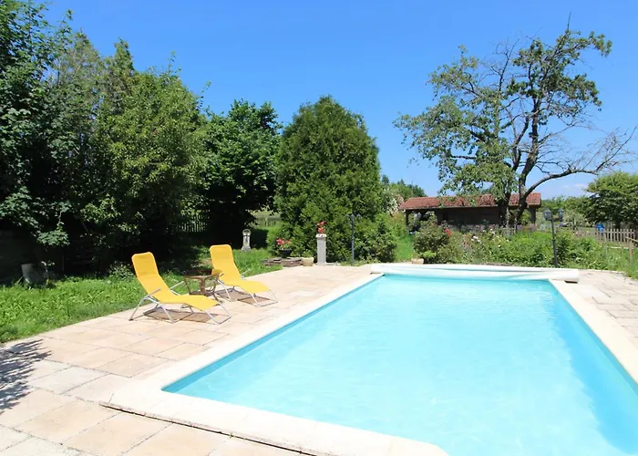 Au Domaine Paisible - De Charme Avec Piscine Au Coeur Des Vosges Hadol
